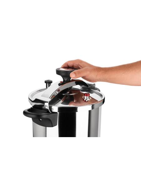 Classic pressure cooker